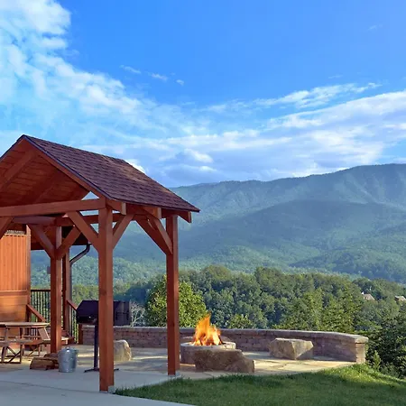 Villa Peak A View